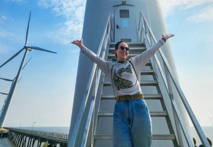 Pariya Ahmadi ’26, shown at a wind power plant in Vietnam in January 2025